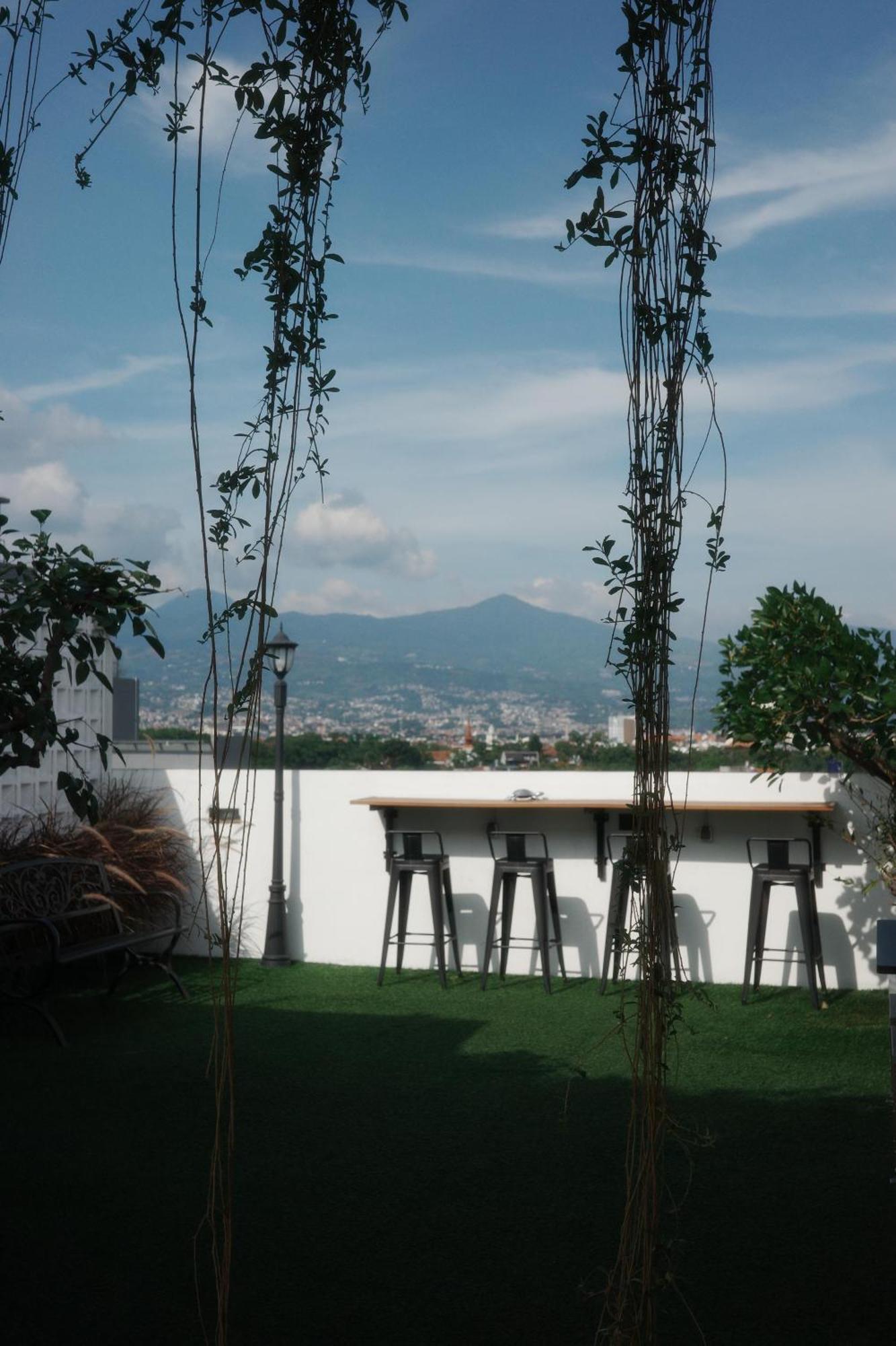 Buminakura Hotel Bandung Exterior foto